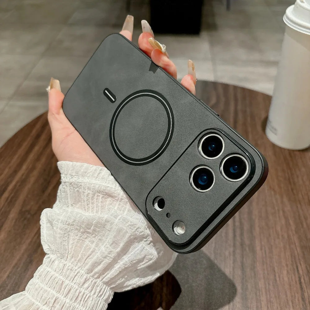 MAGNETIC LEATHER CASE FOR IPHONE 17 SERIES