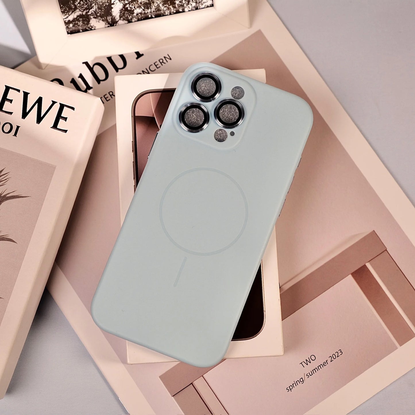 MAGNETIC MAGSAFE CASE FOR IPHONE 17 SERIES