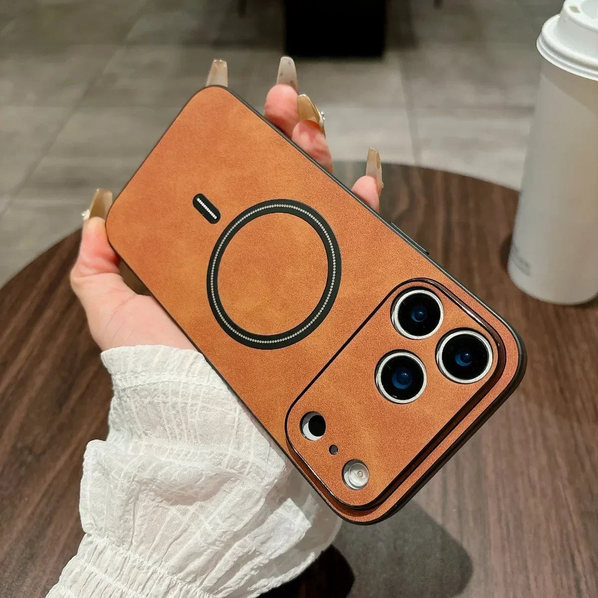 MAGNETIC LEATHER CASE FOR IPHONE 17 SERIES