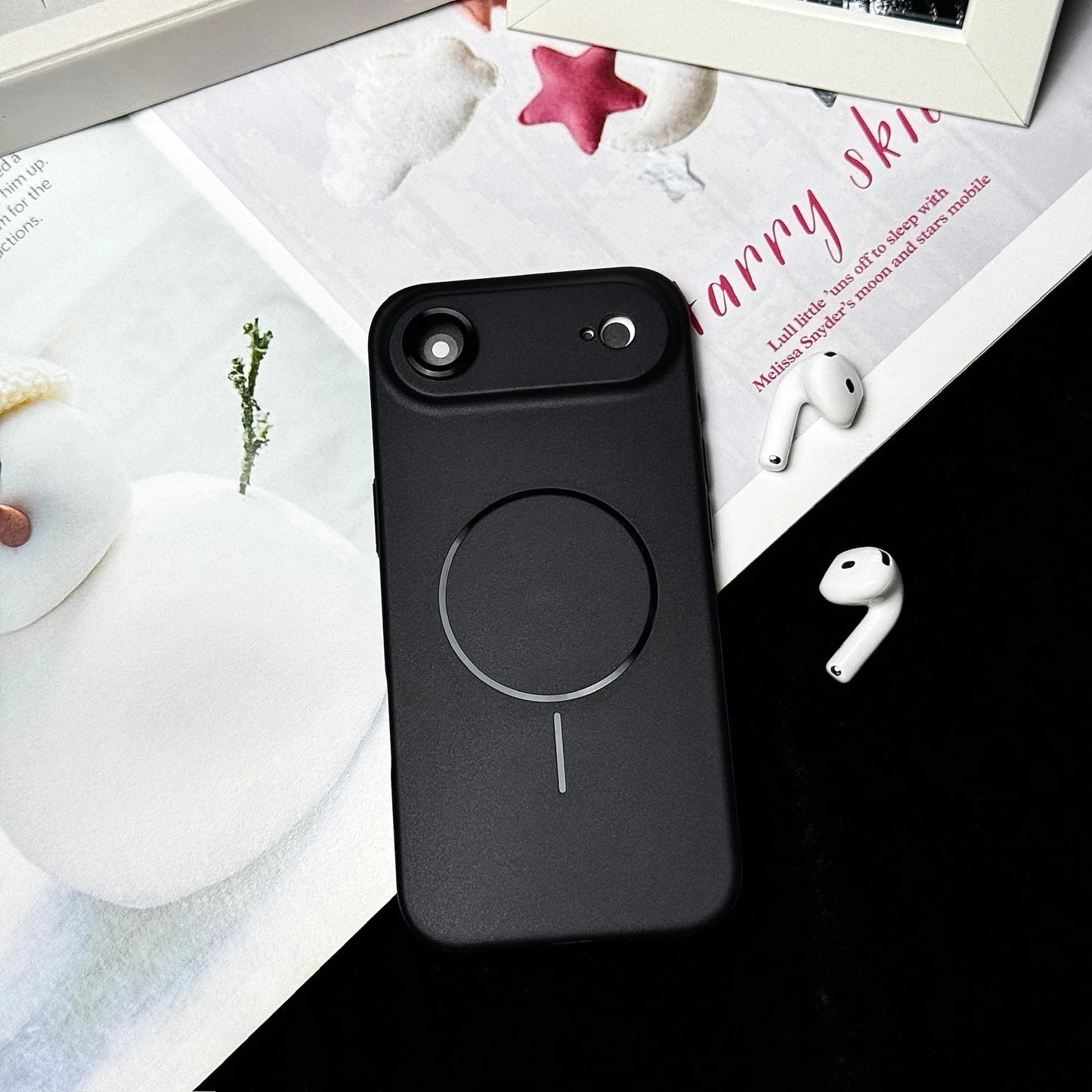 MAGNETIC MAGSAFE CASE FOR IPHONE 17 SERIES