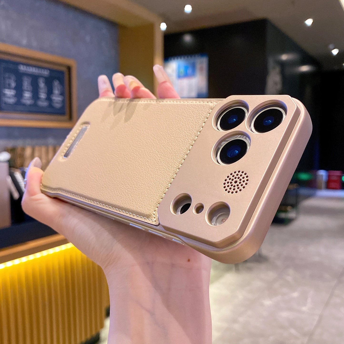 MAGSAFE LEATHER COOLING CASE FOR IPHONE 17 SERIES